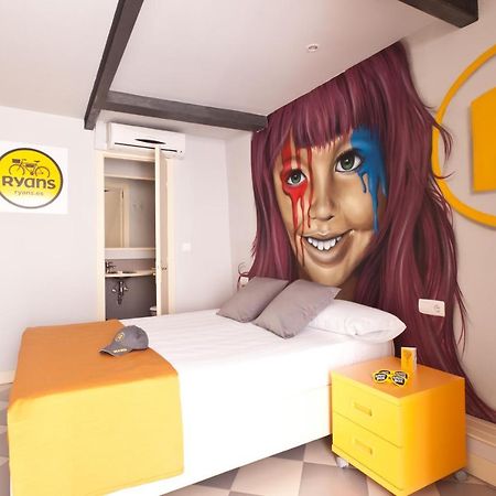 Ryans Budget Ibiza Zewnętrze zdjęcie